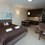 Port Lilia Апартаменты Оструда