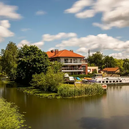 Port Lilia Apartment